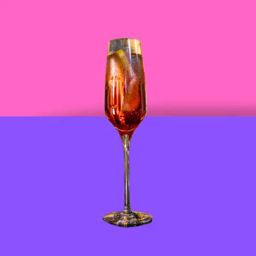 Skindy in a champagne flute